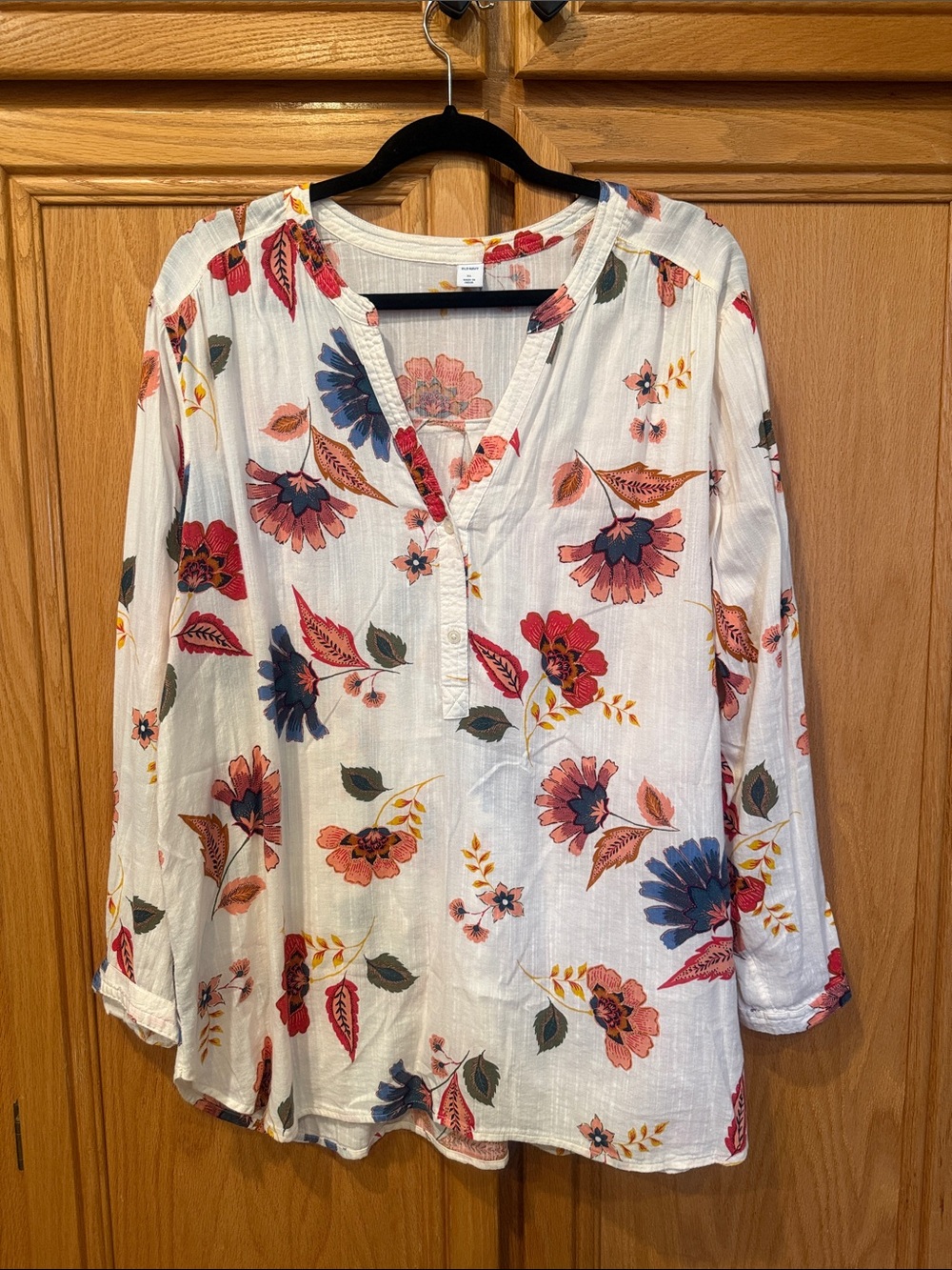 Old Navy White Tunic with Red, Blue & Pink Floral Print